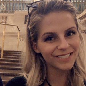 Meet your Posher, Leah